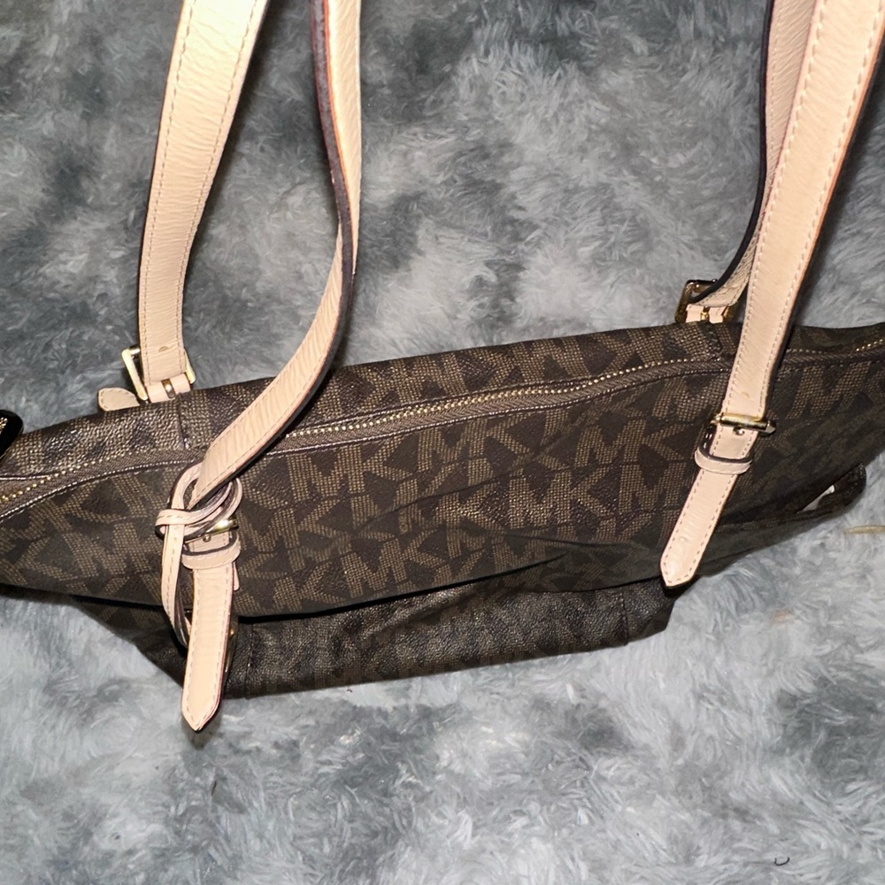 Michael Kors Handbags - Bundle of 3 👛 👜 - Picture 8 of 15